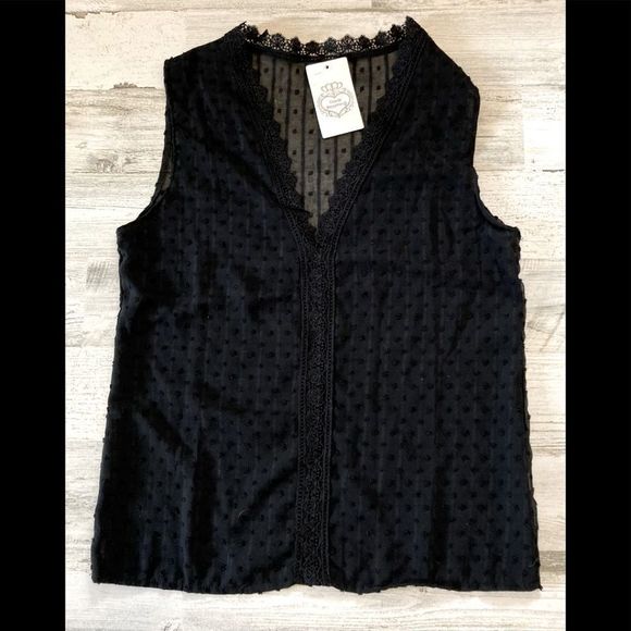 Floral Blooming Top Small NWT - Picture 2 of 5